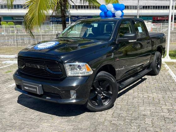 RAM CLASSIC 5.7 V8 GASOLINA LARAMIE NIGHT EDITION CD 4X4 AUTOMÁTICO RAM CLASSIC 5.7 V8 GASOLINA LARAMIE NIGHT EDITION CD 4X4 AUTOMÁTICO
